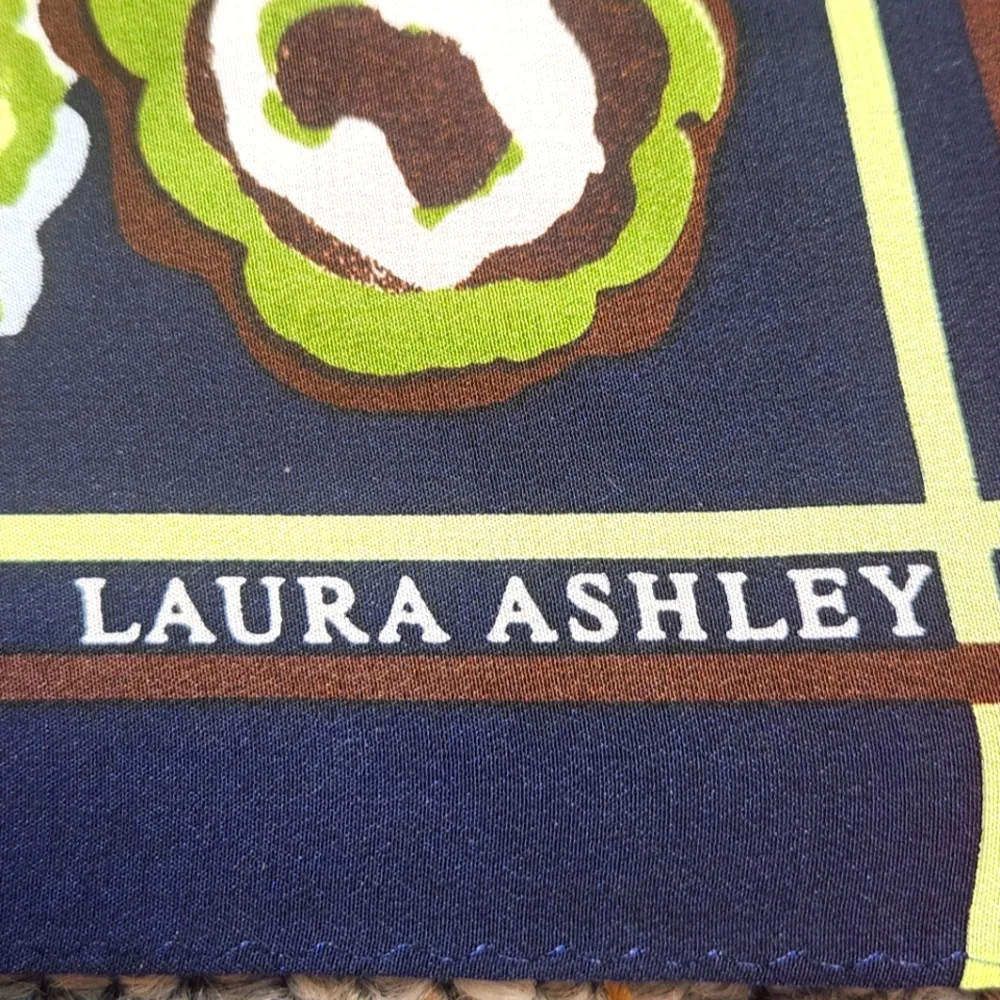 Laura Ashley laura ashley